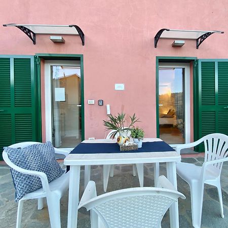 Alla Casa Rosa, Peaceful Apartment Surrounded By Greenery With Free Parking, Wifi & Air Conditioning Rapallo Eksteriør billede