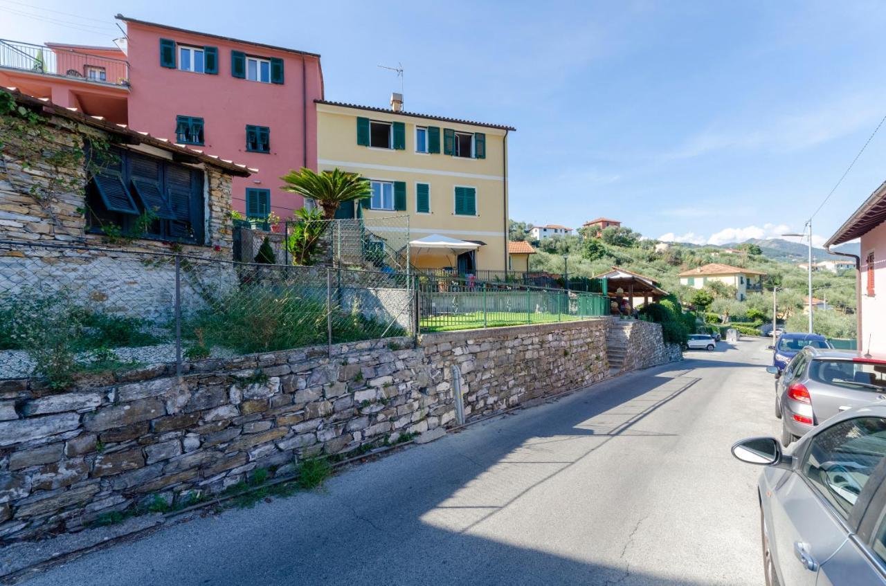 Alla Casa Rosa, Peaceful Apartment Surrounded By Greenery With Free Parking, Wifi & Air Conditioning Rapallo Eksteriør billede