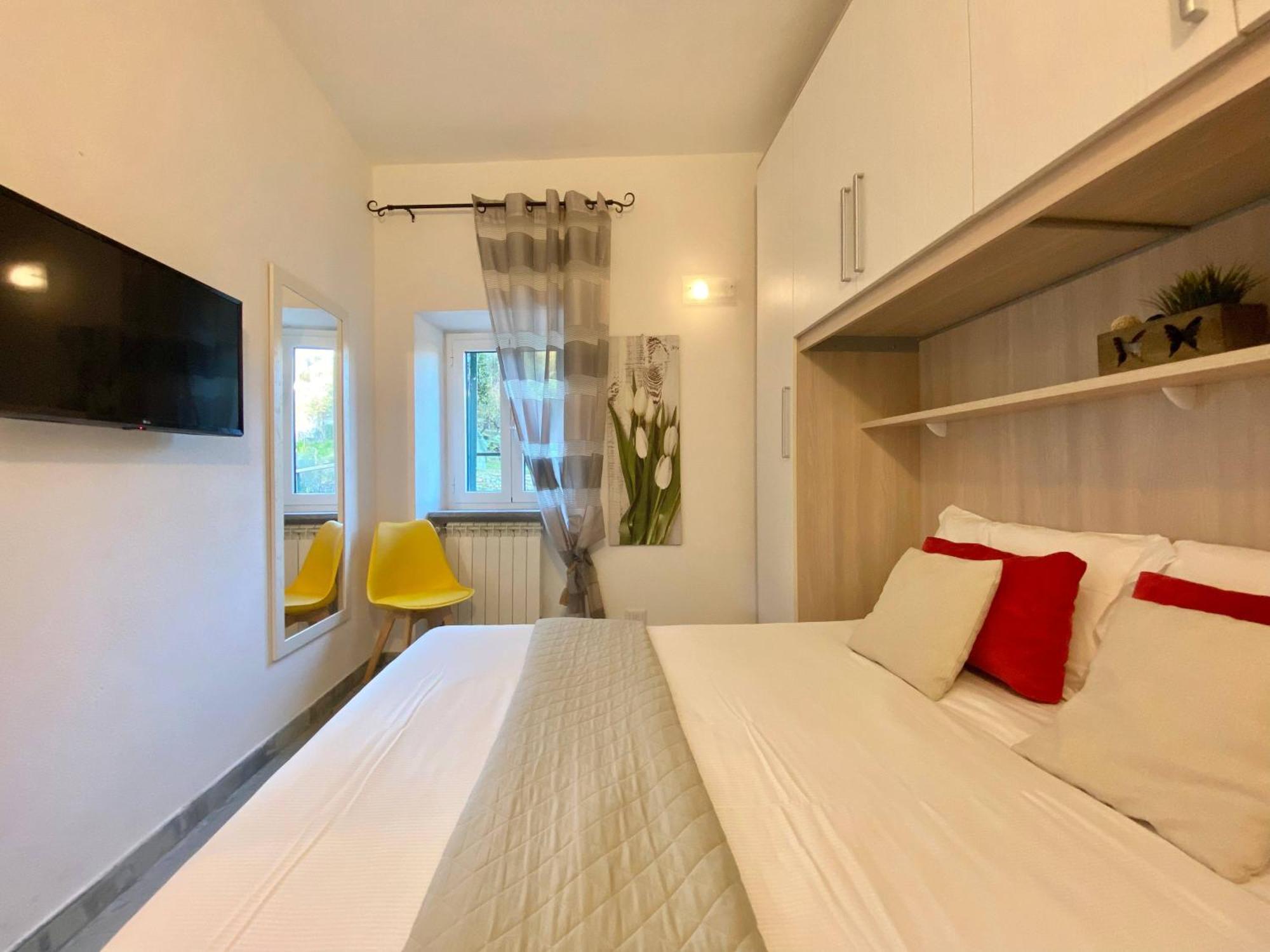 Alla Casa Rosa, Peaceful Apartment Surrounded By Greenery With Free Parking, Wifi & Air Conditioning Rapallo Eksteriør billede